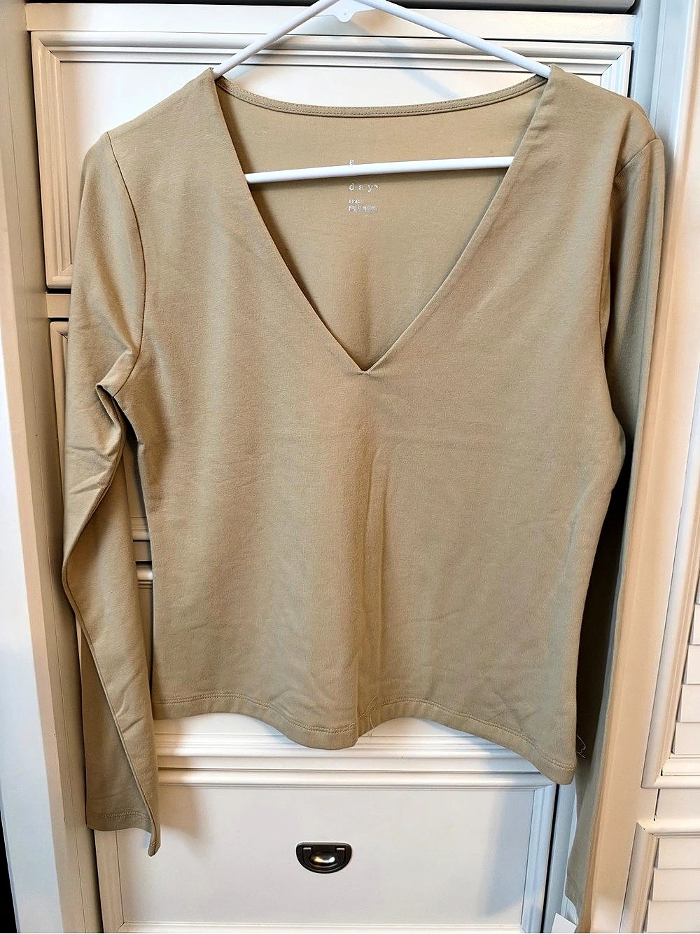 A New Day Sculpt Long-Sleeve V-Neck Top Brown/mustard color Small NWT